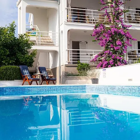 Capeta Apartment Razanj
